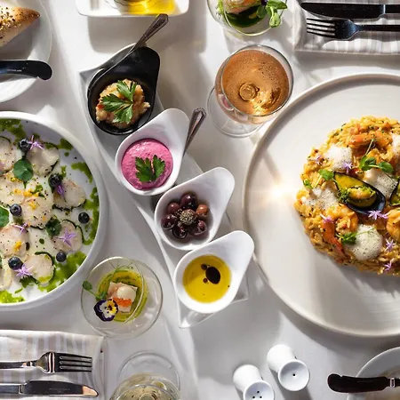 Atrium Palace Thalasso And 칼라토스