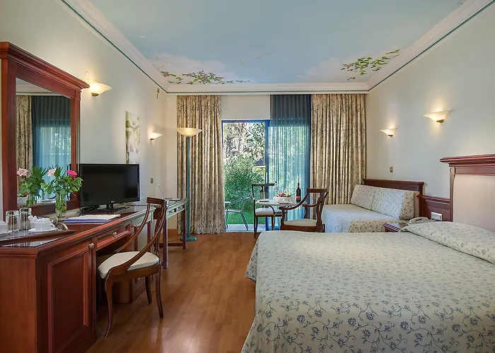 Otel Atrium Palace Thalasso And 5*