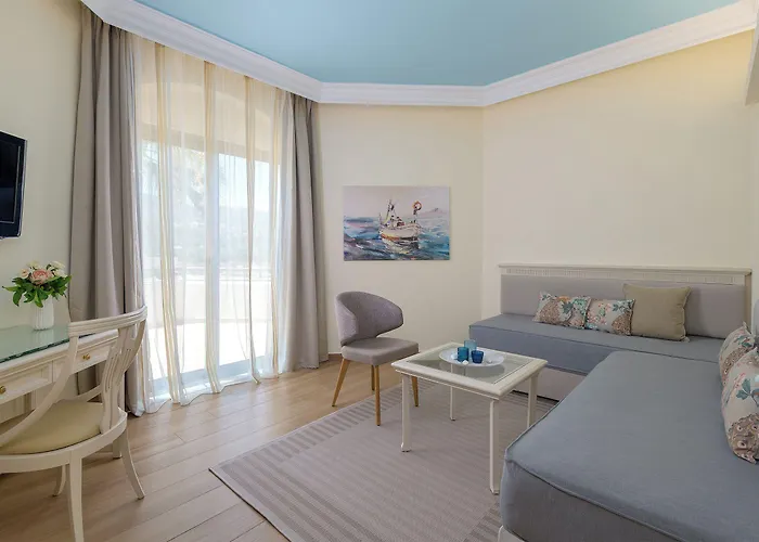 Otel Atrium Palace Thalasso And 5*